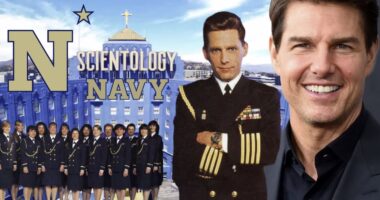 U.S. Navy Gives Scientologist Tom Cruise Award for Pretending to Be In The U.S. Navy