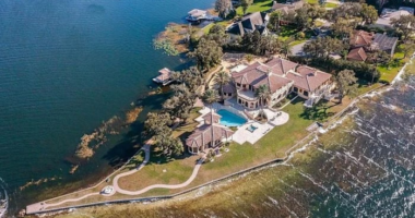 Want to own this luxurious Central Florida estate on a peninsula? Here’s how much it’ll run you