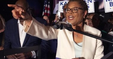 'Embarrassing': Karen Bass's Week Gets Even Worse After Disastrous Performance at Wildfires Presser