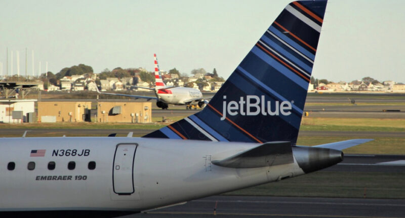 DEVELOPING: 2 People Found Dead Inside Landing Gear of JetBlue Airplane