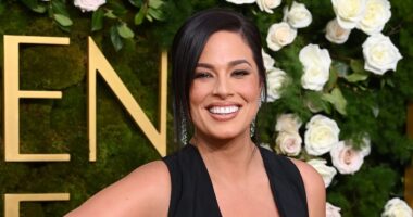 Golden Globes 2025: Ashley Graham kicks off red carpet as model dazzles in plunging black gown