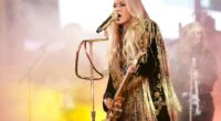 Is Carrie Underwood a republican?