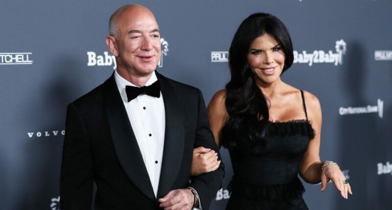 Jeff Bezos And Lauren Sánchez May Reportedly Get Married In Italy On The Billionaire's $500M Yacht