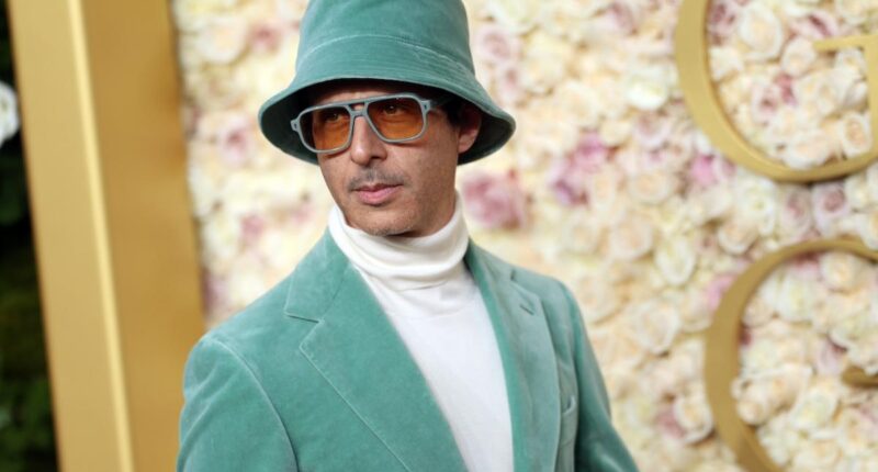 Jeremy Strong Won the 2025 Golden Globes Carpet With a Velvet Bucket Hat