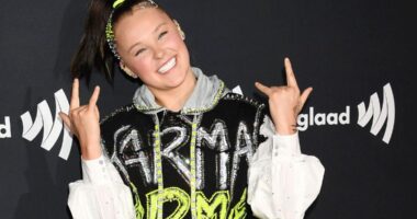 JoJo Siwa Blasted By Followers For 'Tone-Deaf' Reaction To Ongoing Pacific Palisades Wildfires