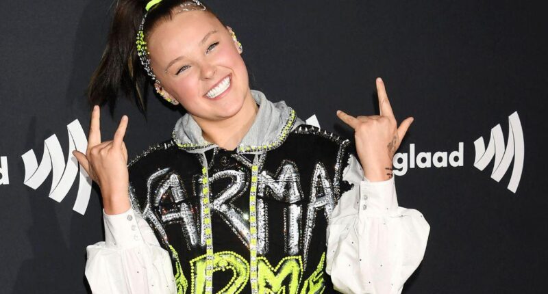 JoJo Siwa Blasted By Followers For 'Tone-Deaf' Reaction To Ongoing Pacific Palisades Wildfires