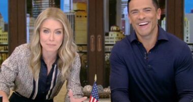 Kelly Ripa Tells Her Father To “Protect” Mark Consuelos When He Goes To Buccaneers Games In Philly: “It Always Scares Me To Death”