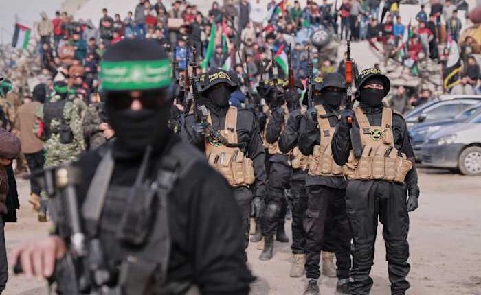 Middle East latest: Hamas releases 4 Israeli soldiers in exchange for 200 Palestinian prisoners