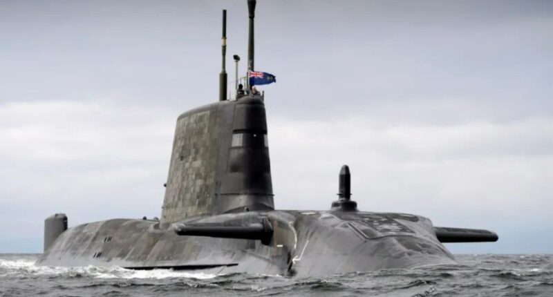 Putin SUBMARINE seen in channel in another Russian show of force – but Royal Navy ‘Swordfish’ sub-hunter keeps close eye