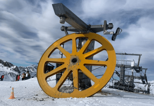 Schoolgirl, 11, among dozens injured in Spain ski lift horror after riders were ‘flung 50ft from ride by broken pulley’