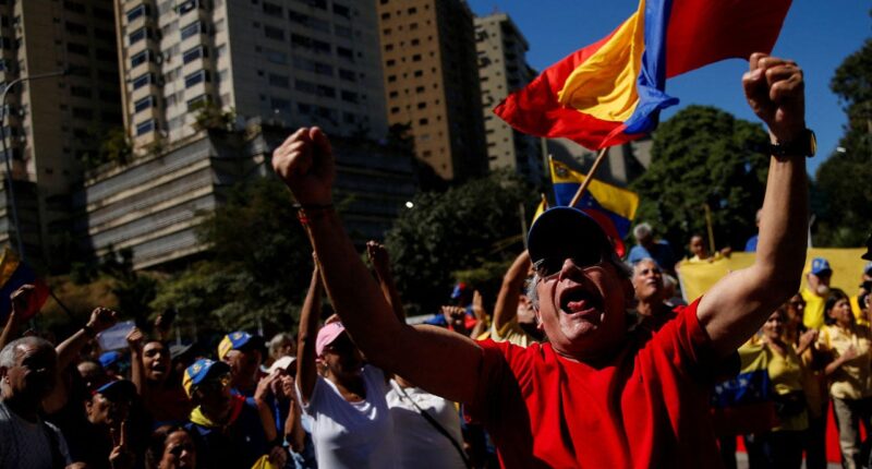 Thousands of Venezuelan opposition supporters take to the streets ahead of Maduro's third inauguration