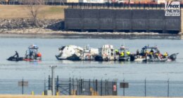 55 victims in Washington, DC midair collision pulled from Potomac River as recovery operation continues