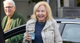 America's beloved 70s TV mom who had a secret romance with her on-screen husband was spotted in LA... can you guess who?