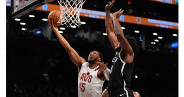 Donovan Mitchell scores 26 points as the Eastern Conference-leading Cleveland Cavaliers beat Brooklyn Nets 110-97