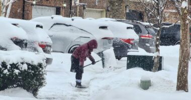 Nationwide storms to hammer 80% of US with snow, landslides, and cancelled flights