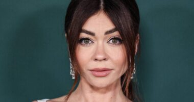 Sarah Hyland's Co-Star Drops Bombshell About 'Rude' Behavior On-Set