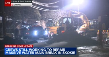 Skokie water main break update: Boil order for Skokie, Evanston water enters 2nd day as crews work on repairs