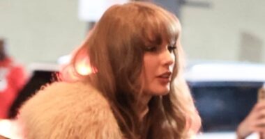 Taylor Swift gets glam for girls' night in New Orleans ahead of Travis Kelce's Super Bowl