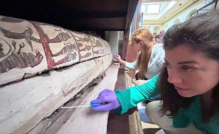 The scent of the mummy. Research discovers ancient Egyptian remains smell nice