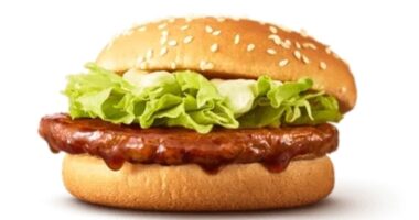 The wildly different McDonald's menus around the world - from teriyaki burgers to paneer wraps and poutine