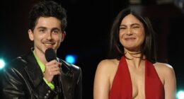 Timothée Chalamet laughs off flubbing his lines while presenting at 2025 SAG Awards: 'Shoulda done rehearsal'