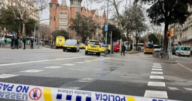 Brit tourists among 34 injured with four fighting for their lives after horror bus crash by iconic landmark in Barcelona