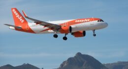 EasyJet plane was seconds from disaster after flight nearly hit a MOUNTAIN with 190 passengers on way to holiday hotspot