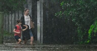 Ex-Tropical Cyclone Alfred dumping deluge as it moves inland, weakens