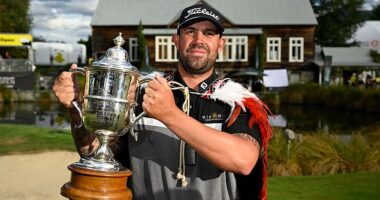 Ryan Peake, an ex-motorbike gang member, has won the New Zealand Open and booked his place at Royal Portrush later this year