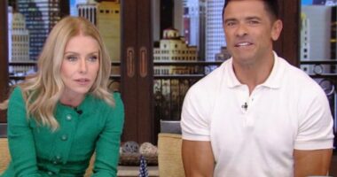 Kelly Ripa And Mark Consuelos Agree They Have A “Sexist Division Of Labors” In Their Household: “It’s Very 1950s”