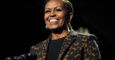 Michelle Obama and her brother to launch a podcast with weekly guests