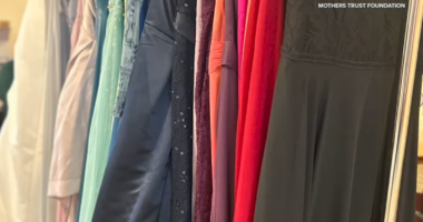 Mothers Trust Foundation organizes Pop-Up Prom Experience to give hundreds of Lake County, Illinois students free prom dresses