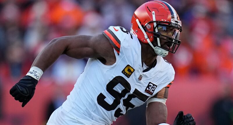 Myles Garrett requested meeting with Browns owner, but Jimmy Haslam declined: Report