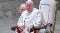 Pope Francis off mechanical ventilation, stabilizing after breathing crises: Vatican sources