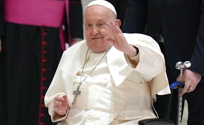 Timeline of Pope Francis' longest hospital stay as doctors announce his release set for Sunday