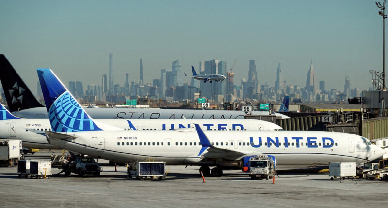 Airline CEO issues chilling warning about major US airport as traffic controller urges ‘it’s not safe – don’t fly there’