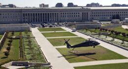 Army pauses helicopter training flights around Pentagon after 2 disruptions to commercial flights last week