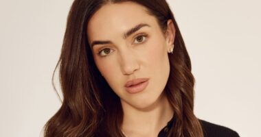 Author Christina 'Tinx' Najjar weighs in on popular dating advice... including WORST tips she has ever received