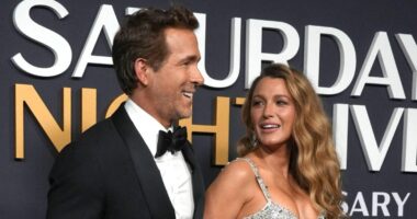 Blake Lively Raises Questions After Fans Notice She Ditched Her Wedding Ring