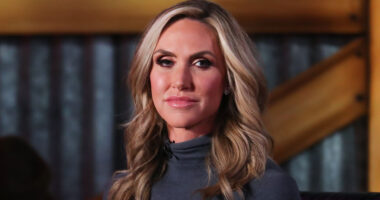 CNN anchor forced to call Lara Trump and apologize for tense on-air fight as he admits he was wrong for ‘bullying’ claim