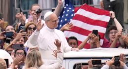 Can Pope Leo remain a U.S. citizen now that he's a foreign head of state?