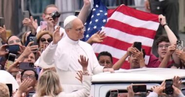 Can Pope Leo remain a U.S. citizen now that he's a foreign head of state?