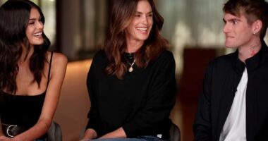 Cindy Crawford’s Kids Reveal What It’s Like to Follow a Supermodel Mom