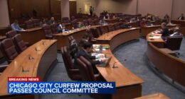 City council committee approves controversial Chicago curfew ordinance in effort to stop teen takeover incidents