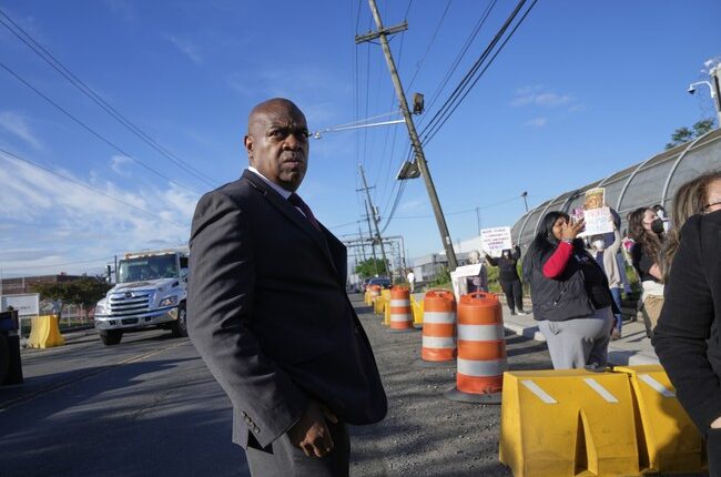 Dem Mayor Arrested for Storming ICE Facility Plays the Victim on CNN, Then Damning Video Comes Out