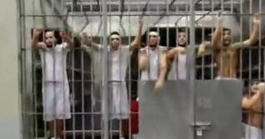 Deported 'Tren de Aragua gangsters' scream in distress in first video from inside El Salvador prison