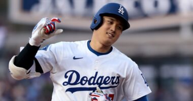 Dodgers' Shohei Ohtani Praised for 'Dad Strength' After 1st Homer as a Father