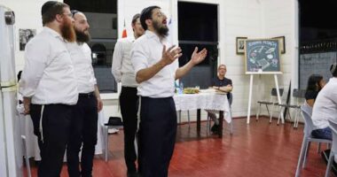 Dutch-led Suriname team digitizes 100,000 documents to preserve Jewish history in the Caribbean