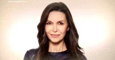 'General Hospital' star Finola Hughes celebrates 40 years since debut ahead of Nurses Ball