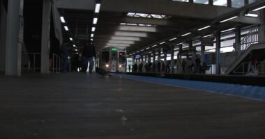 Illinois state lawmakers debating bills to reform CTA, Metra, Pace: Possible revenue sources include tolls, rideshare tax